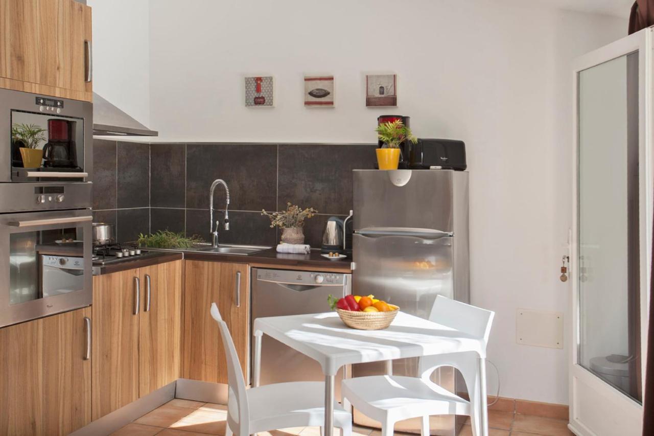 location pour 2 personnes Amarylis à Calvi avec jardin piscine barbecue Calvi (Corsica) Exterior foto